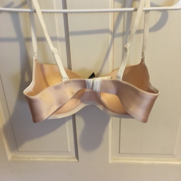 Bra - Picture 2 of 3